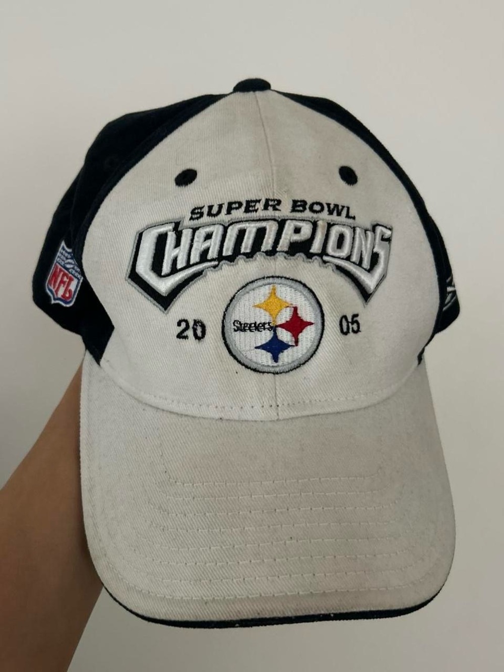 Vintage Super Bowl Champions 2005 White & Black Cap